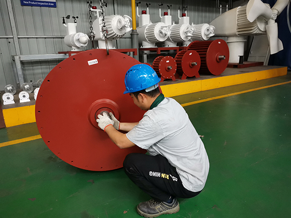 200KW永磁發(fā)電機(jī)