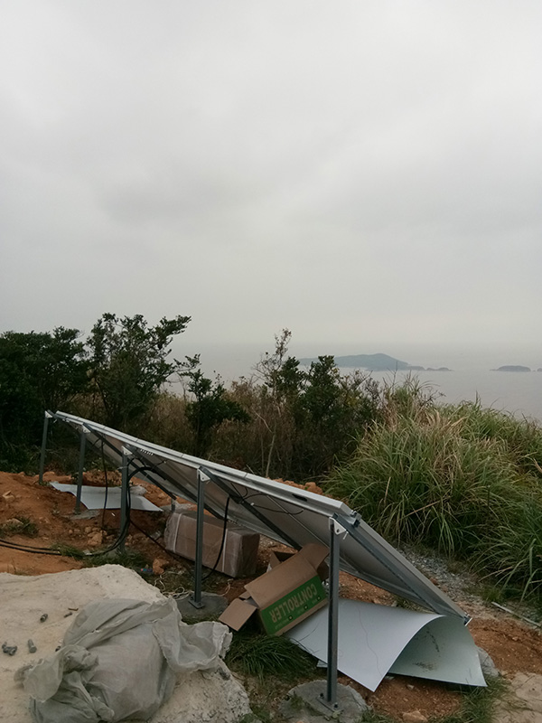 M2信號塔風光互補監控