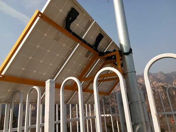 M2信號塔風光互補監控