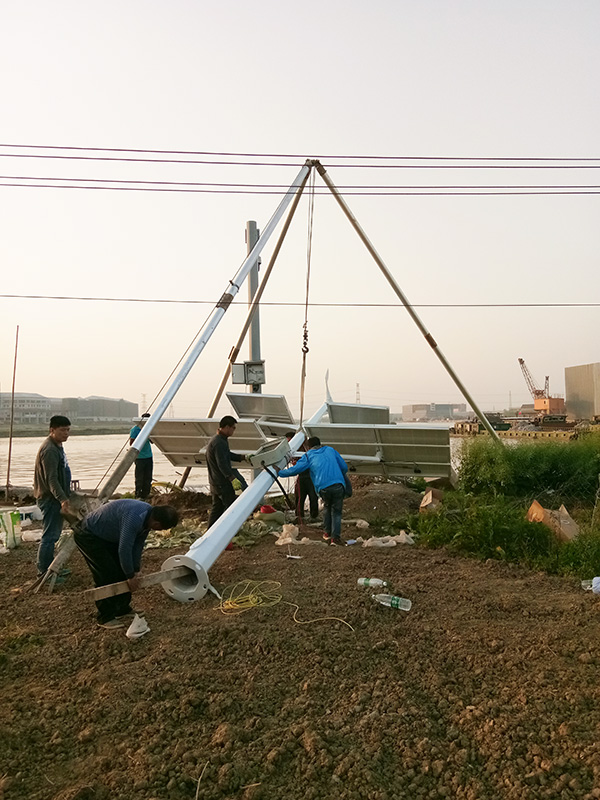 M2風光互補監控