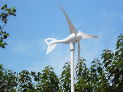 如何選購合適的小型風力發電機？